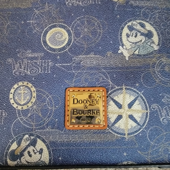 Disney Wish Cruise line Dooney & Bourke Blue Crossbody Bag - Picture 2 of 3